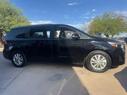 Aurora Black 2017 Kia Sedona LX