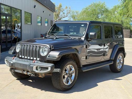 Granite Crystal Metallic Clearcoat 2020 Jeep Wrangler Unlimited Sahara
