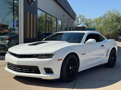 Summit White 2015 Chevrolet Camaro 2SS