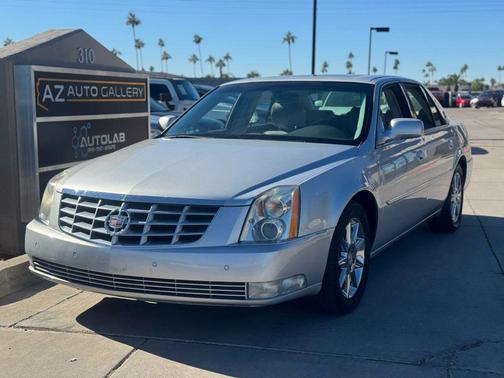 2011 Cadillac DTS Luxury Collection