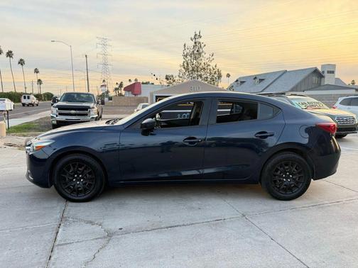 2017 Mazda Mazda3 Sport