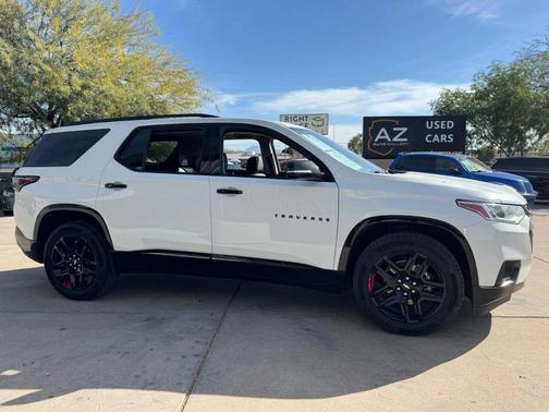 2021 Chevrolet Traverse Premier
