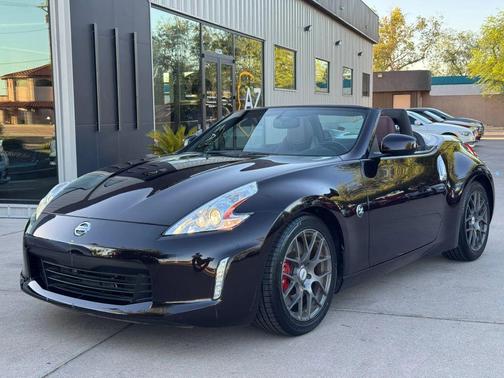 Purple 2014 Nissan 370Z Touring
