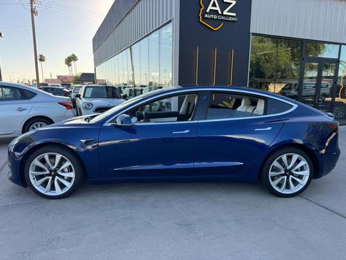 Deep Blue Metallic 2018 Tesla Model 3 Long Range