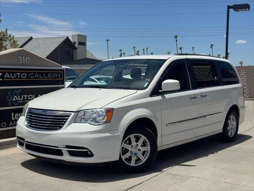 2011 Chrysler Town & Country Touring