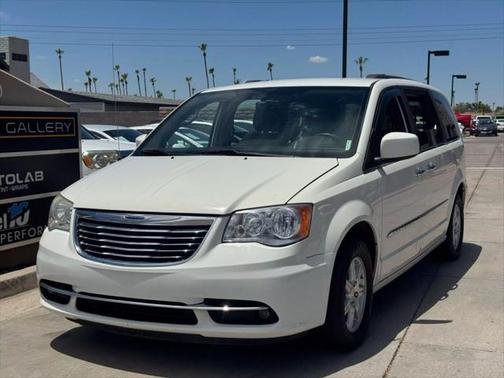 2011 Chrysler Town & Country Touring