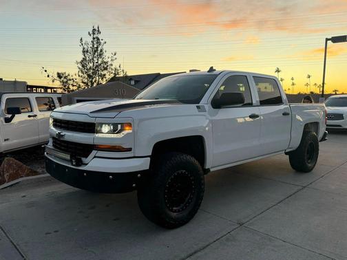 2018 Chevrolet Silverado 1500 Custom