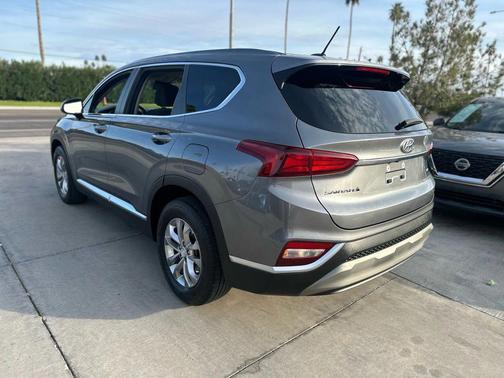 2019 Hyundai SANTA FE SE 2.4