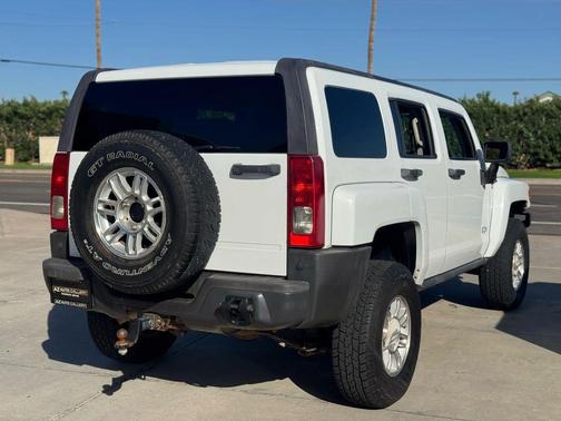 2007 Hummer H3 Base