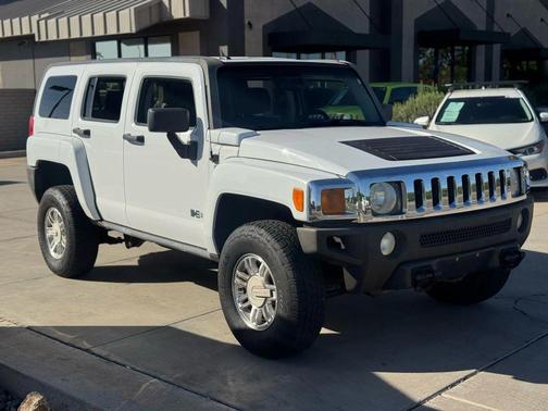 2007 Hummer H3 Base