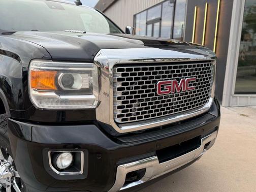 2016 GMC Sierra 3500 Denali