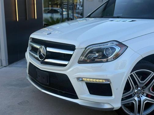 White 2015 Mercedes-Benz GL-Class GL 63 AMG