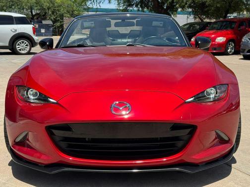 Soul Red Metallic 2016 Mazda MX-5 Miata Club