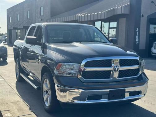 2017 RAM 1500 SLT