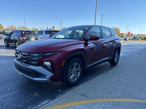 2025 Hyundai TUCSON SE