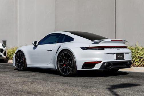 2024 Porsche 911 Turbo