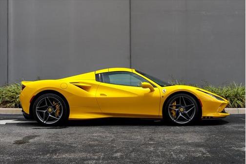 2022 Ferrari F8 Spider Base