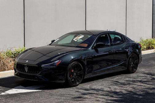 2022 Maserati Ghibli Modena