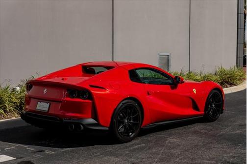 2021 Ferrari 812 GTS Base