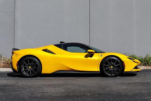 2023 Ferrari SF90 Stradale Assetto Fiorano