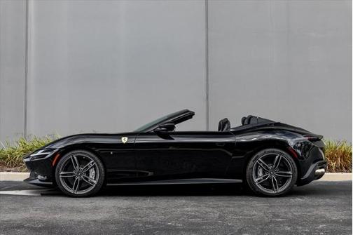 2024 Ferrari Roma Spider