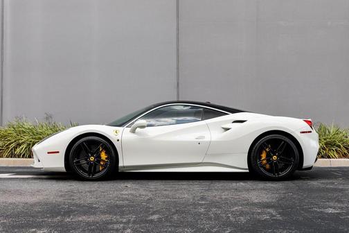 2019 Ferrari 488 GTB Base