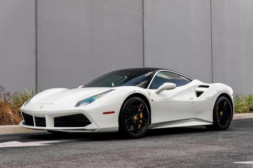 2019 Ferrari 488 GTB Base