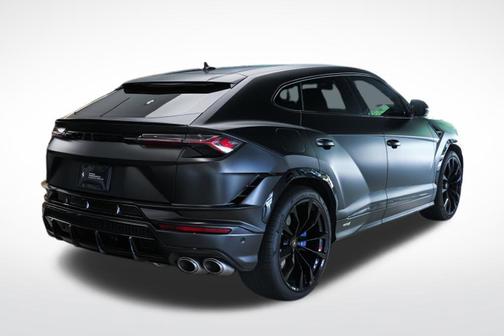 2024 Lamborghini Urus S