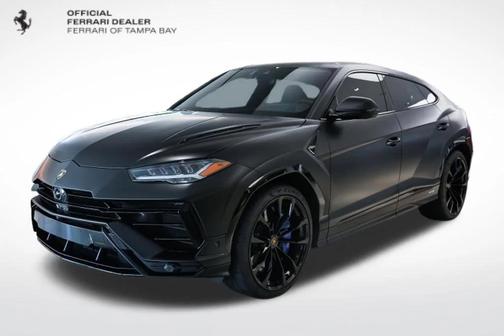 Black 2024 Lamborghini Urus S