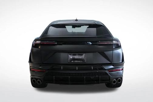 Black 2024 Lamborghini Urus S