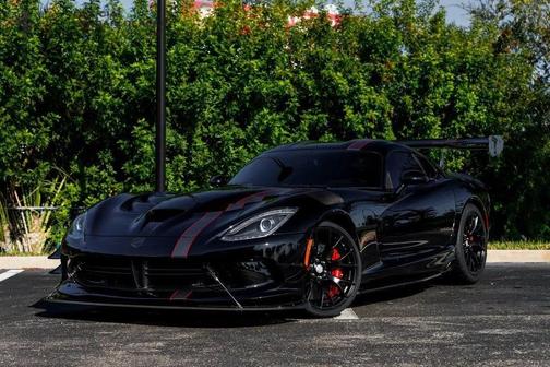 Venom Black Clearcoat 2017 Dodge Viper GTC
