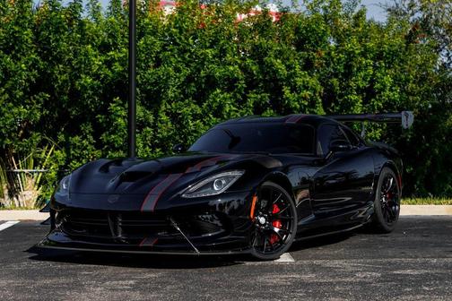 2017 Dodge Viper GTC