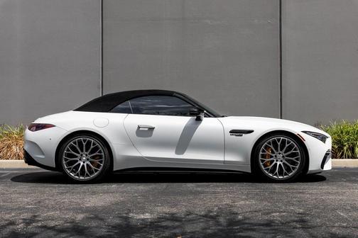2023 Mercedes-Benz AMG SL 63 Base