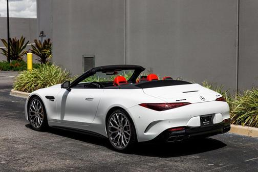 2023 Mercedes-Benz AMG SL 63 Base