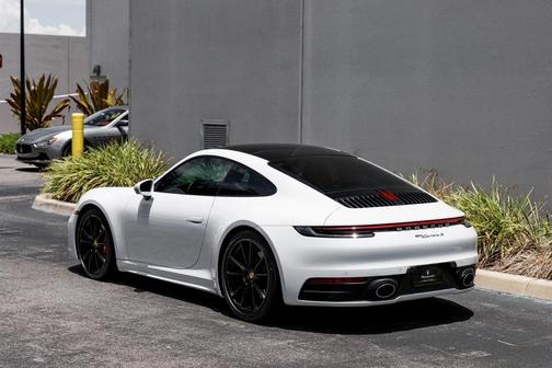 2020 Porsche 911 Carrera S