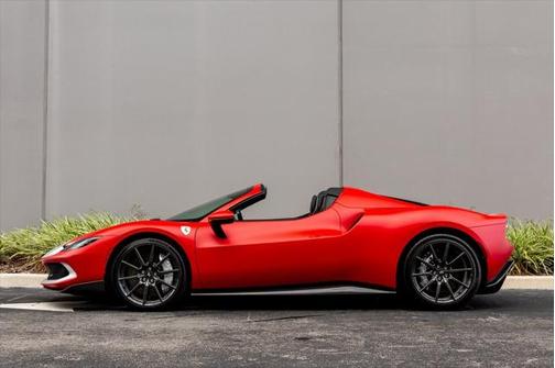 2024 Ferrari 296 GTS Base