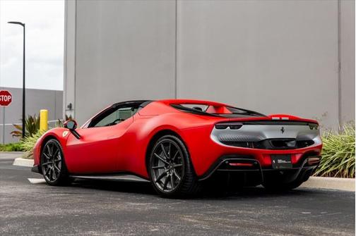 2024 Ferrari 296 GTS Base