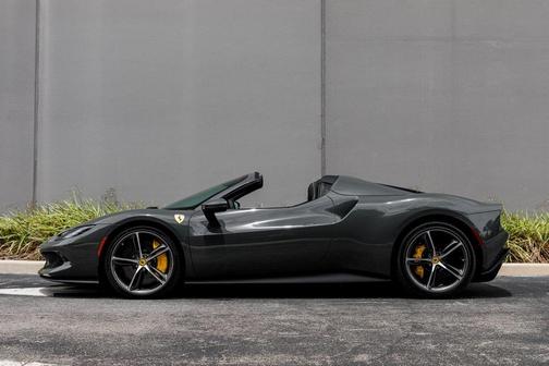 2024 Ferrari 296 GTS Base
