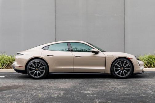 2021 Porsche Taycan 4S