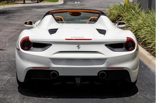 2017 Ferrari 488 Spider Base