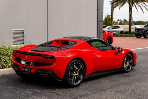 2025 Ferrari 296 GTS 