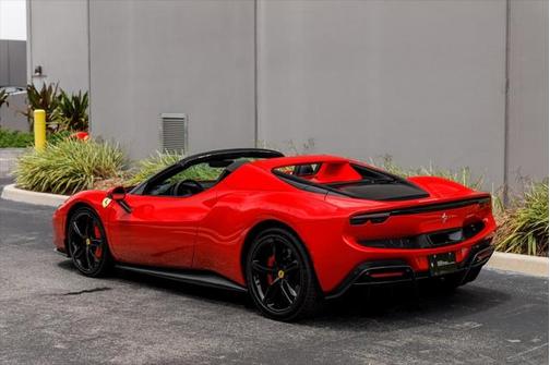 2024 Ferrari 296 GTS