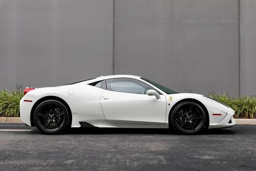 2015 Ferrari 458 Speciale Base