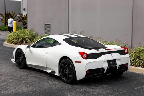 2015 Ferrari 458 Speciale Base