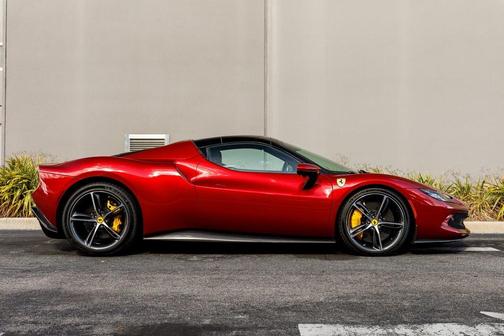 2024 Ferrari 296 GTS 