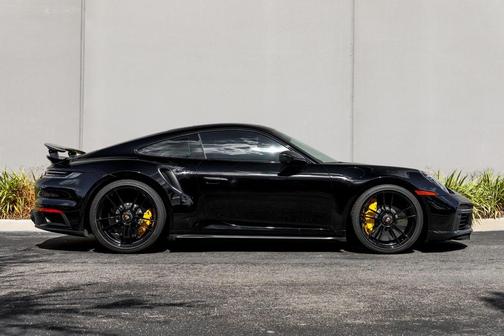 2022 Porsche 911 Turbo S