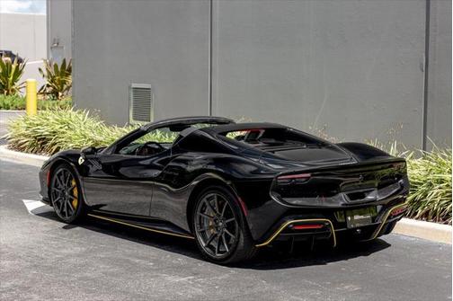 2024 Ferrari 296 GTS 