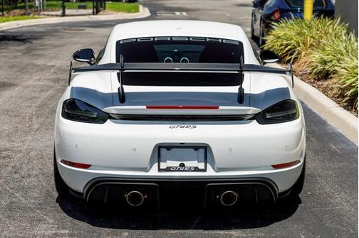 2024 Porsche 718 Cayman GT4 RS