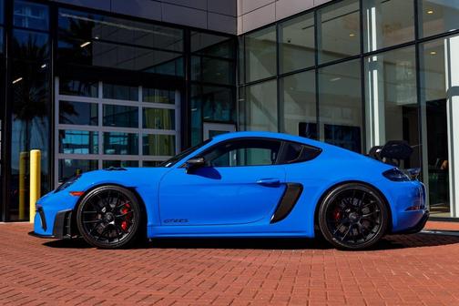 2024 Porsche 718 Cayman GT4 RS
