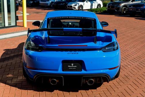 2024 Porsche 718 Cayman GT4 RS